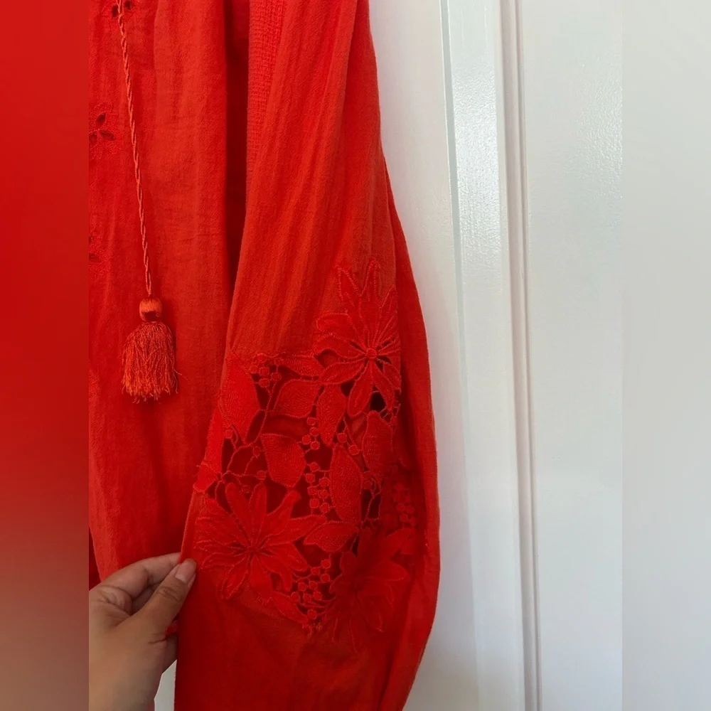 Free People Tropical Summer Red Knit Embroidered Blouse size small boho flowy